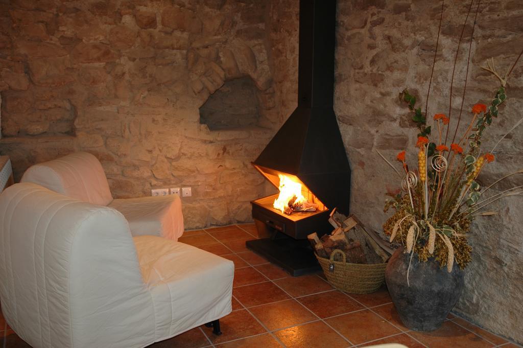 Casa Con Chimenea Y Vista Al Valle - Cal Valeriet Montsonis Екстериор снимка